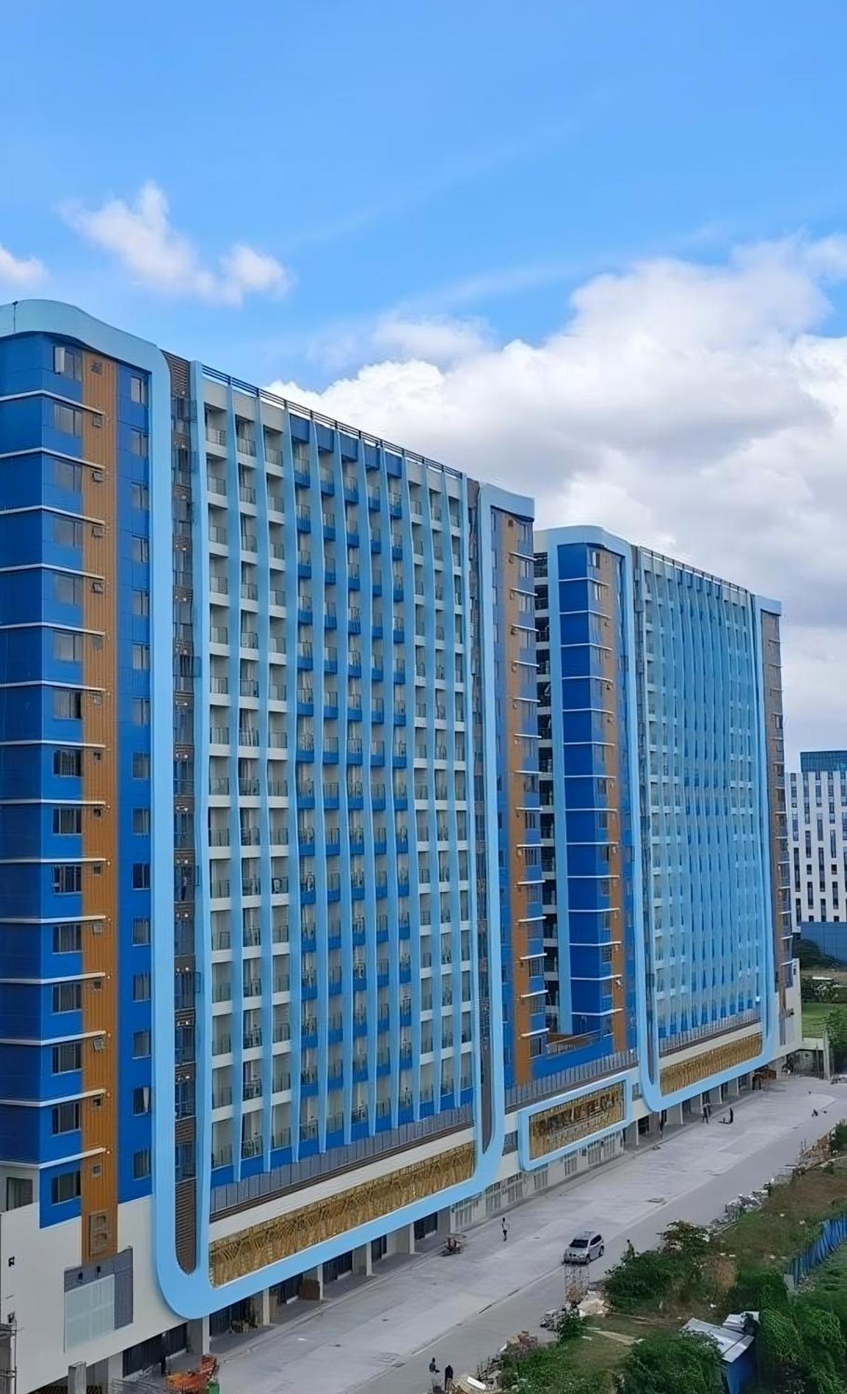 L Condotel Paranaque City Екстериор снимка