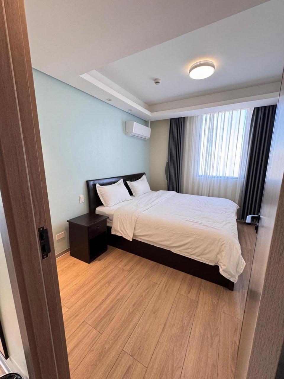 L Condotel Paranaque City Стая снимка