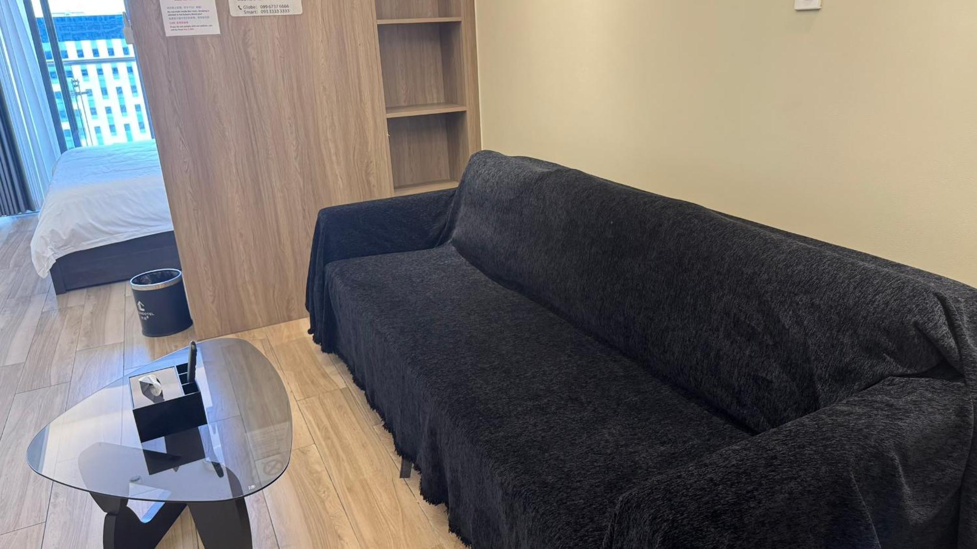 L Condotel Paranaque City Екстериор снимка