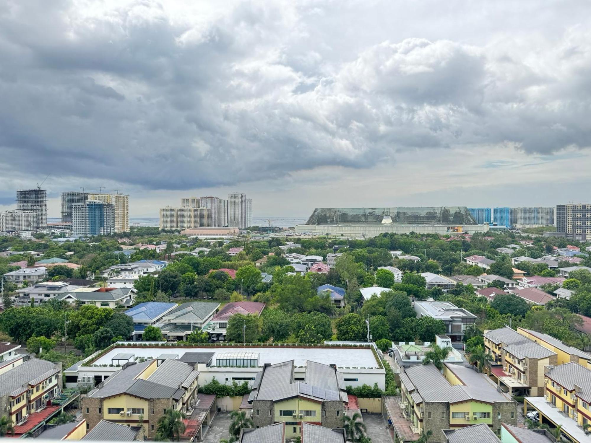 L Condotel Paranaque City Екстериор снимка