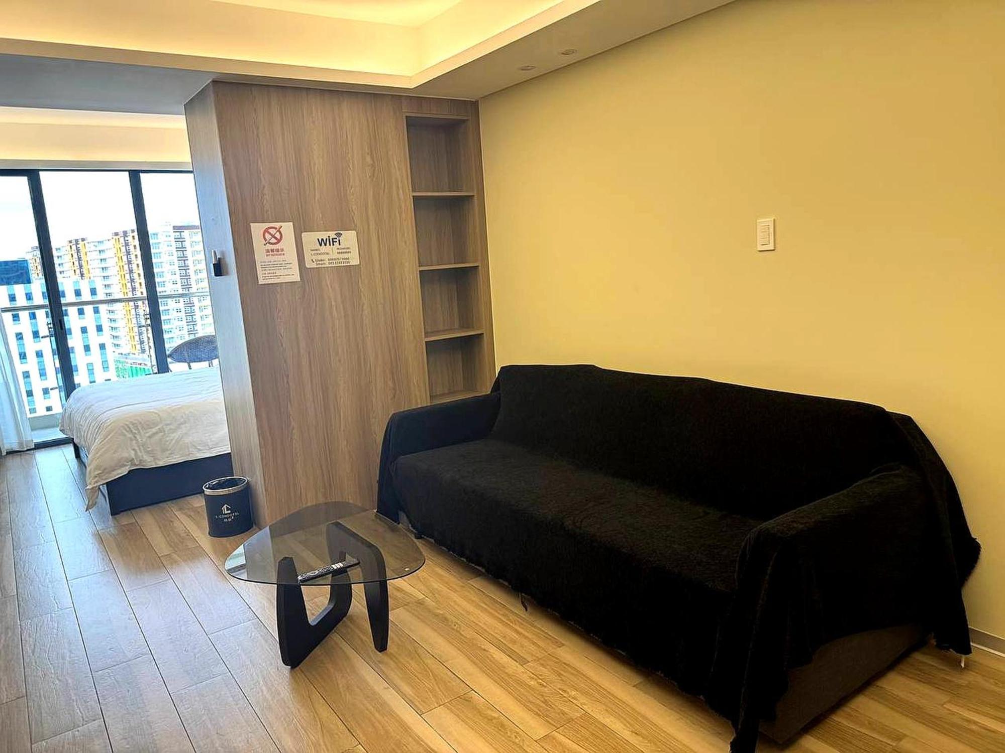 L Condotel Paranaque City Екстериор снимка