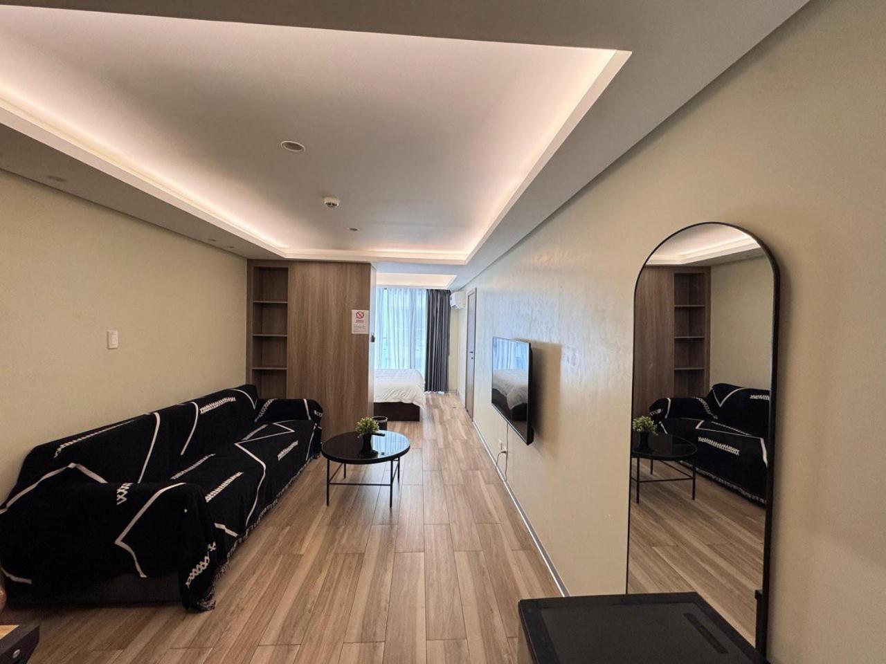 L Condotel Paranaque City Екстериор снимка